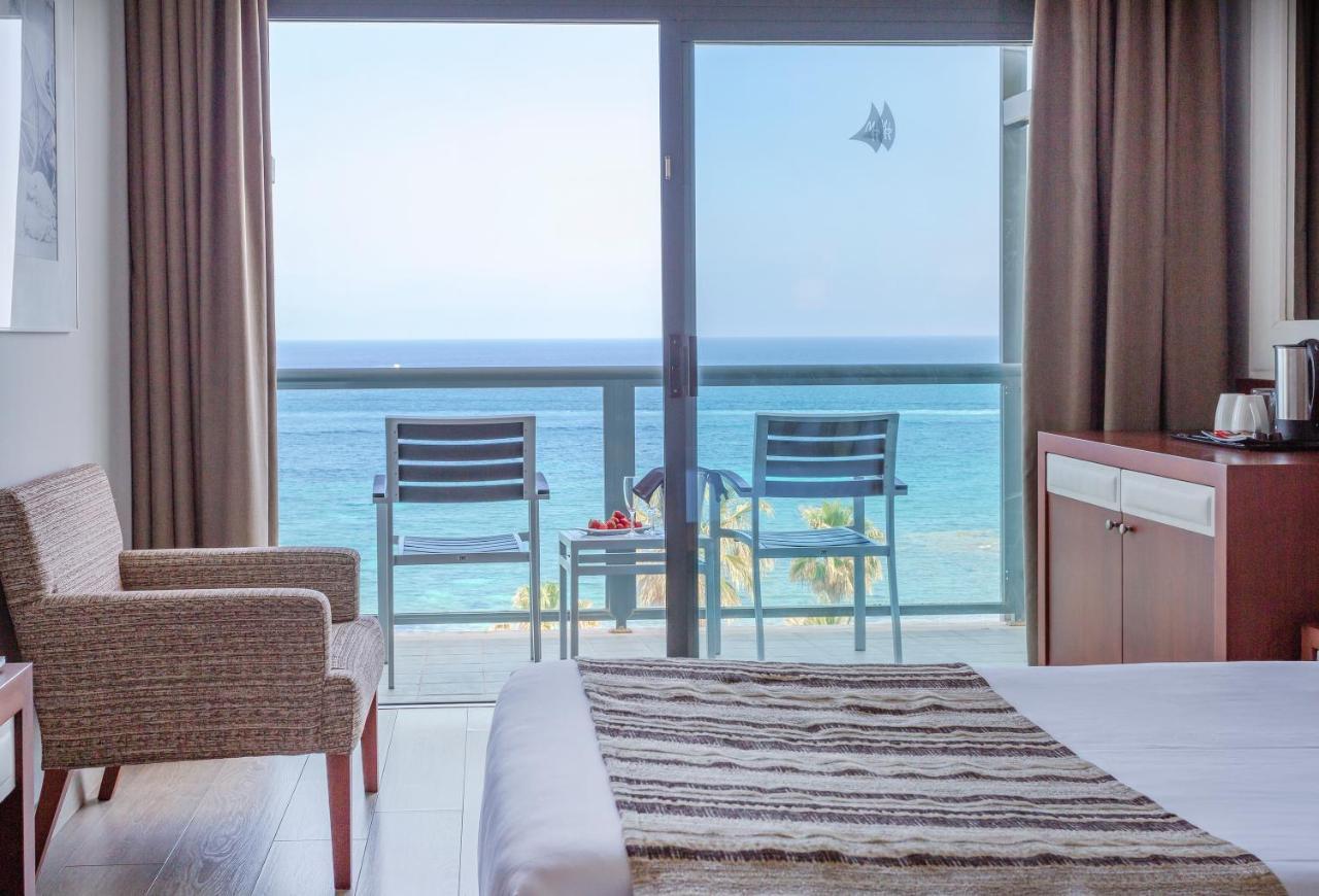 Marins Suites - Adults Only Hotel กาลามิยอร์ ภายนอก รูปภาพ